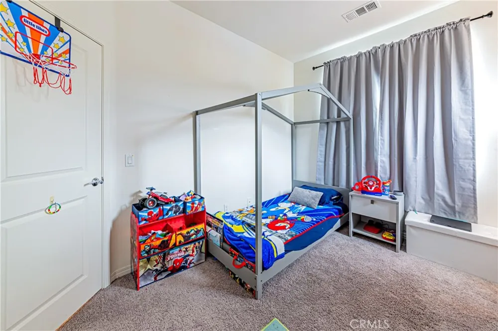 809 Dalton #104 Azusa, CA 91702