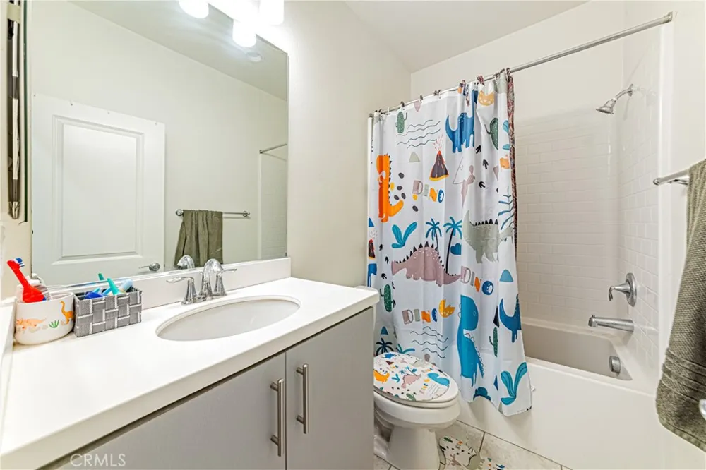 809 Dalton #104 Azusa, CA 91702