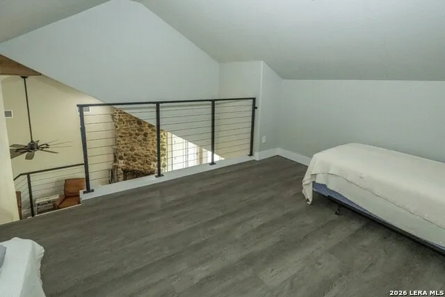 1040 Panther Hill Road Vanderpool, TX 78885