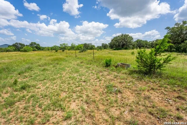 1040 Panther Hill Road Vanderpool, TX 78885
