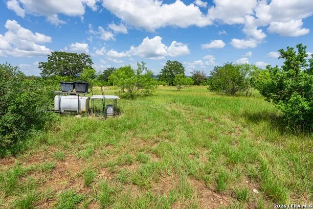 1040 Panther Hill Road Vanderpool, TX 78885