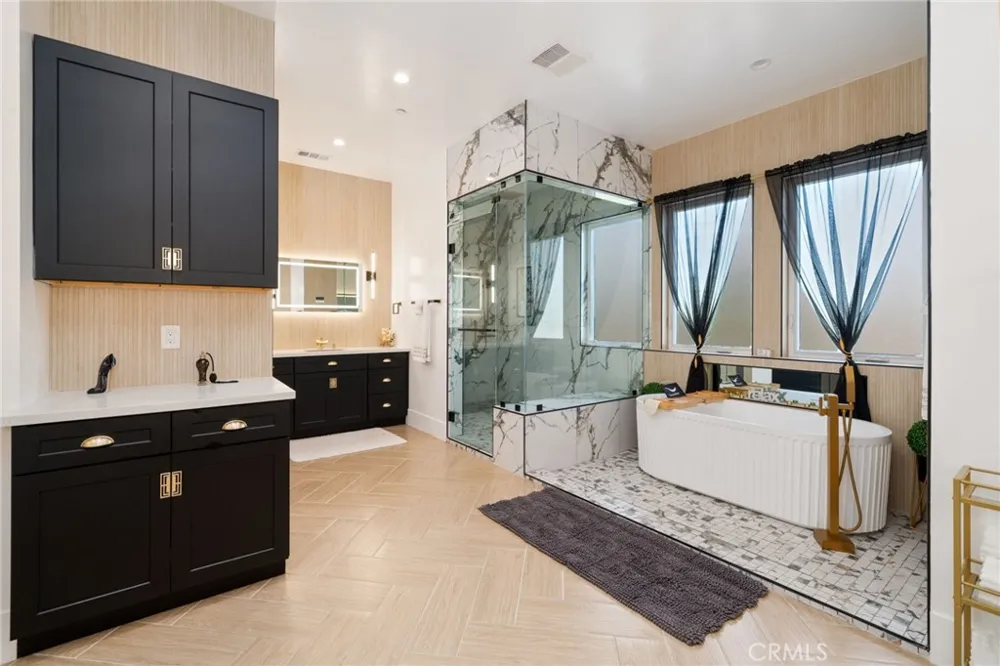 4415 Parkview Drive Lakewood, CA 90712