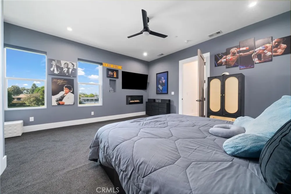 4415 Parkview Drive Lakewood, CA 90712
