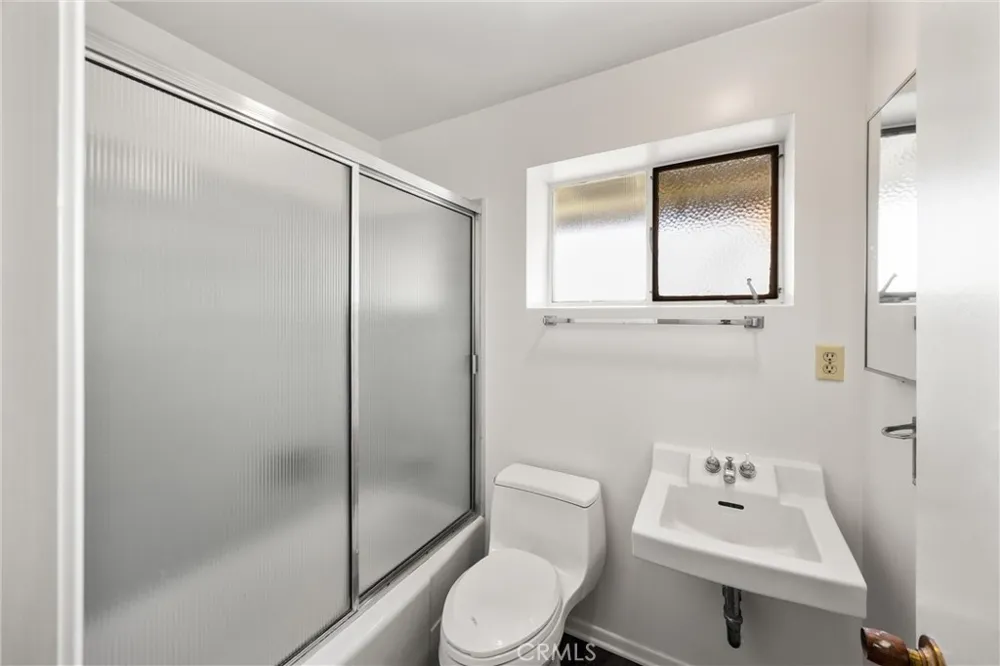 8780 Hillcrest Road Buena Park, CA 90621