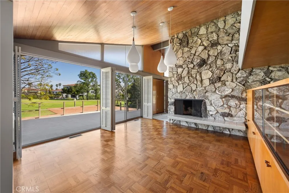 8780 Hillcrest Road Buena Park, CA 90621