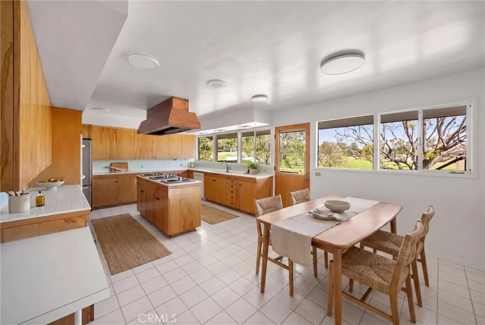 8780 Hillcrest Road Buena Park, CA 90621