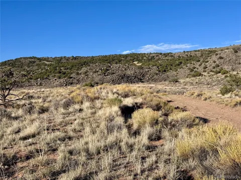 Lot 10 Calvary Trail