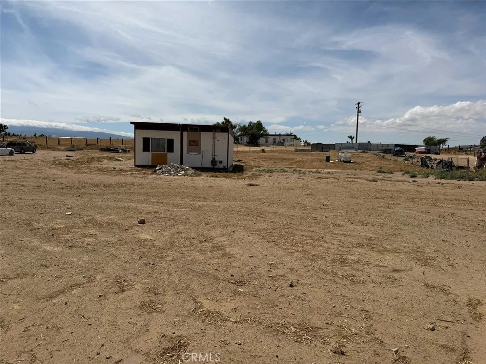 11551 Cactus Phelan, CA 92371