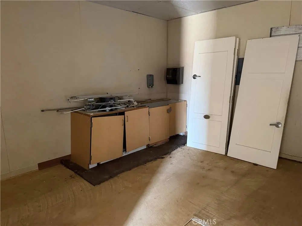 11551 Cactus Phelan, CA 92371