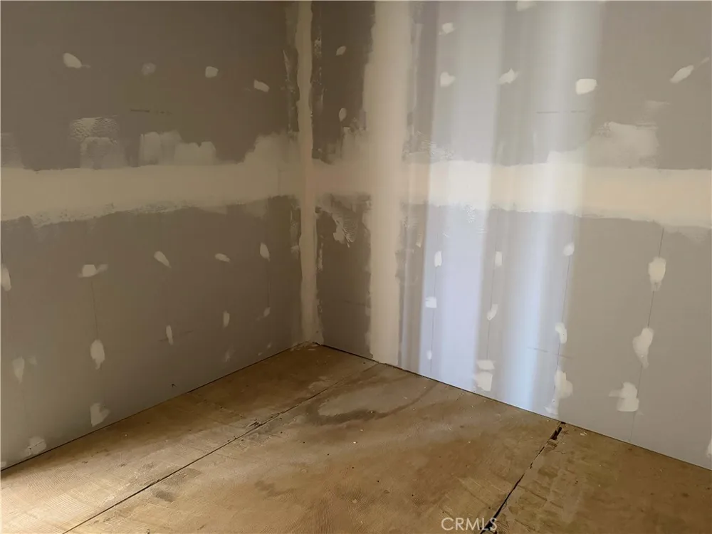 11551 Cactus Phelan, CA 92371