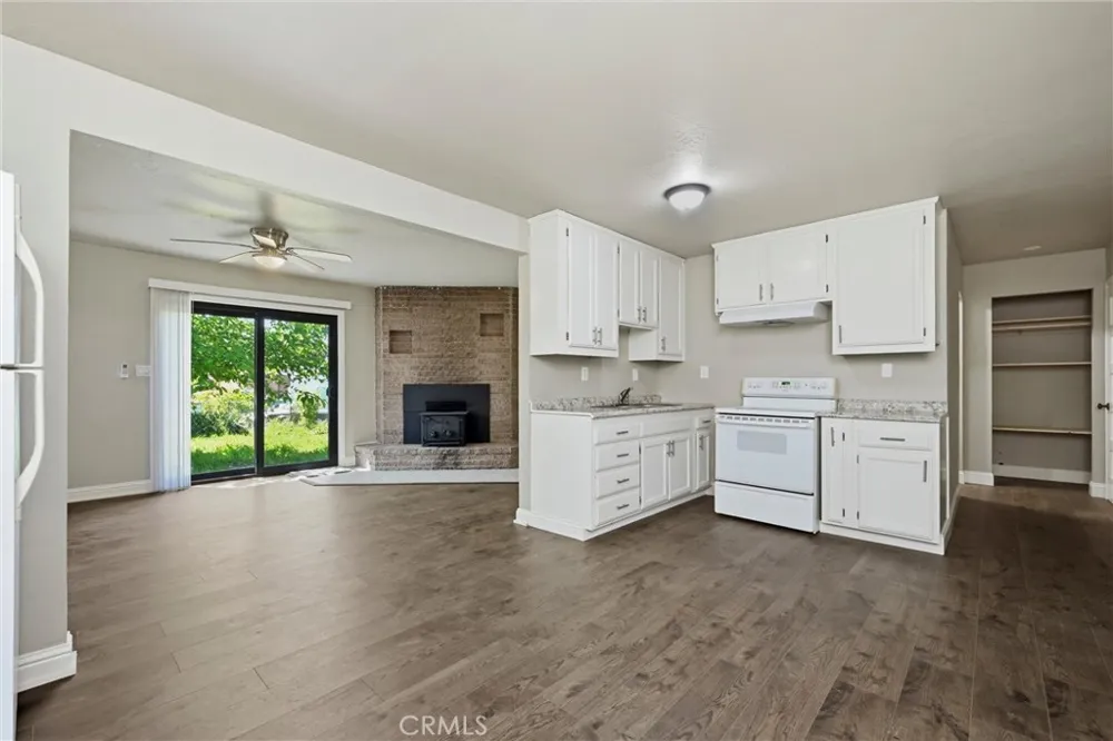 3723 Buckeye Clearlake, CA 95422
