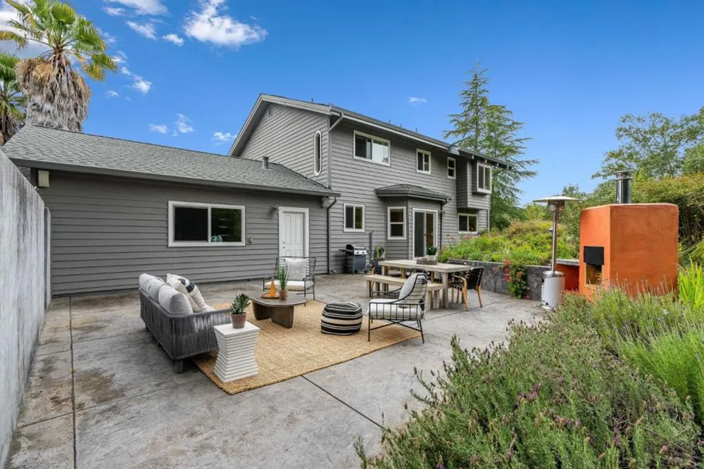 345 Eagle Road Scotts Valley, CA 95066