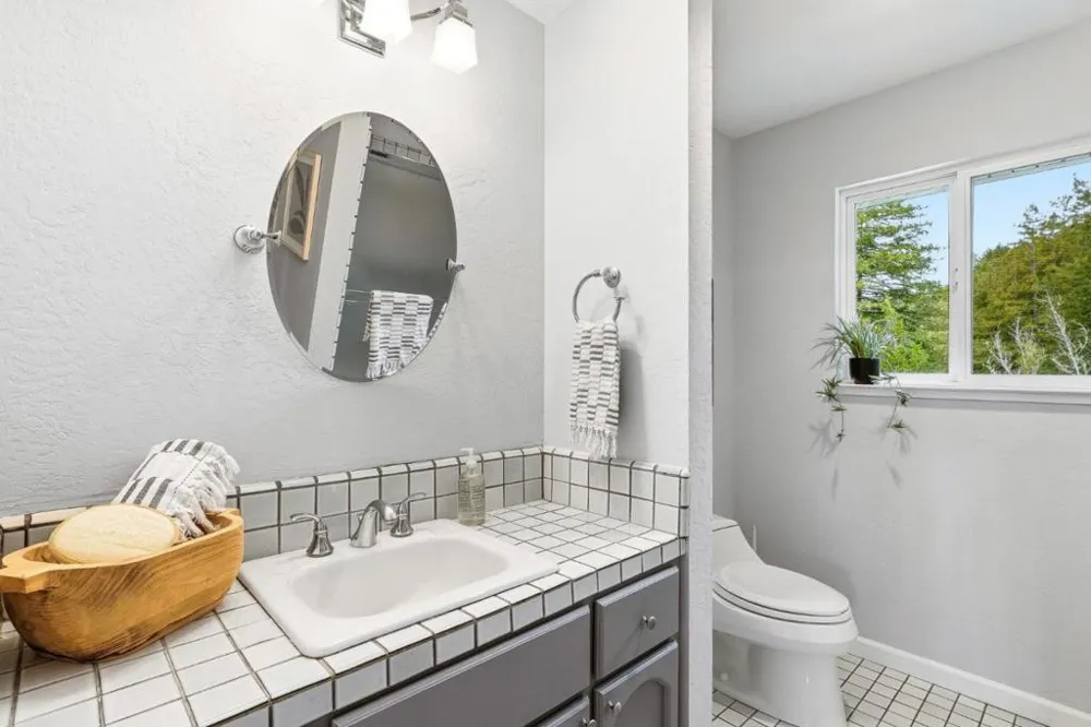 345 Eagle Road Scotts Valley, CA 95066