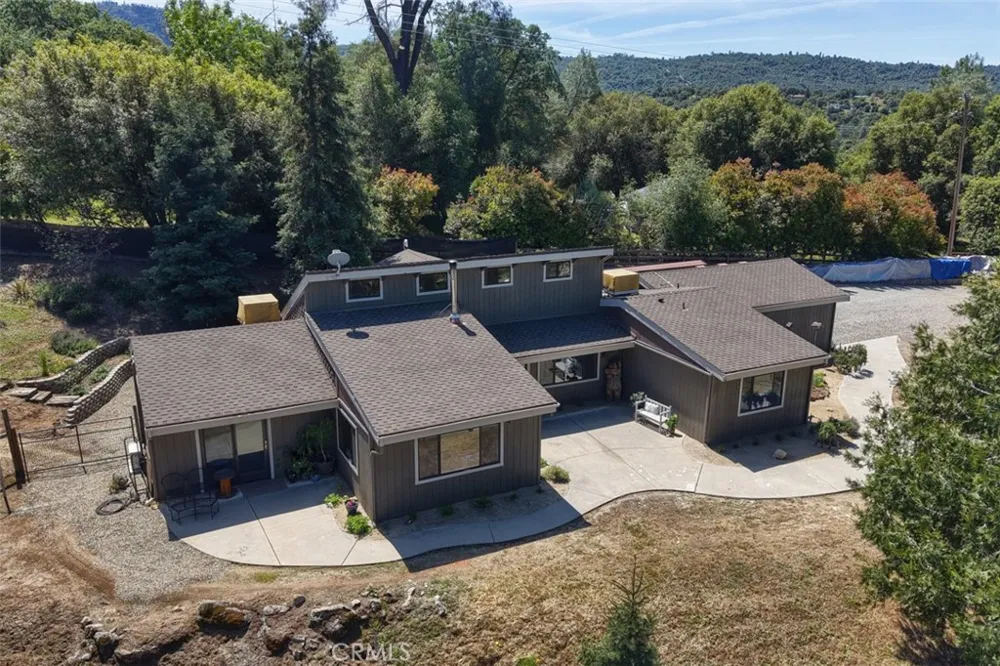50856 Westview Court Oakhurst, CA 93644