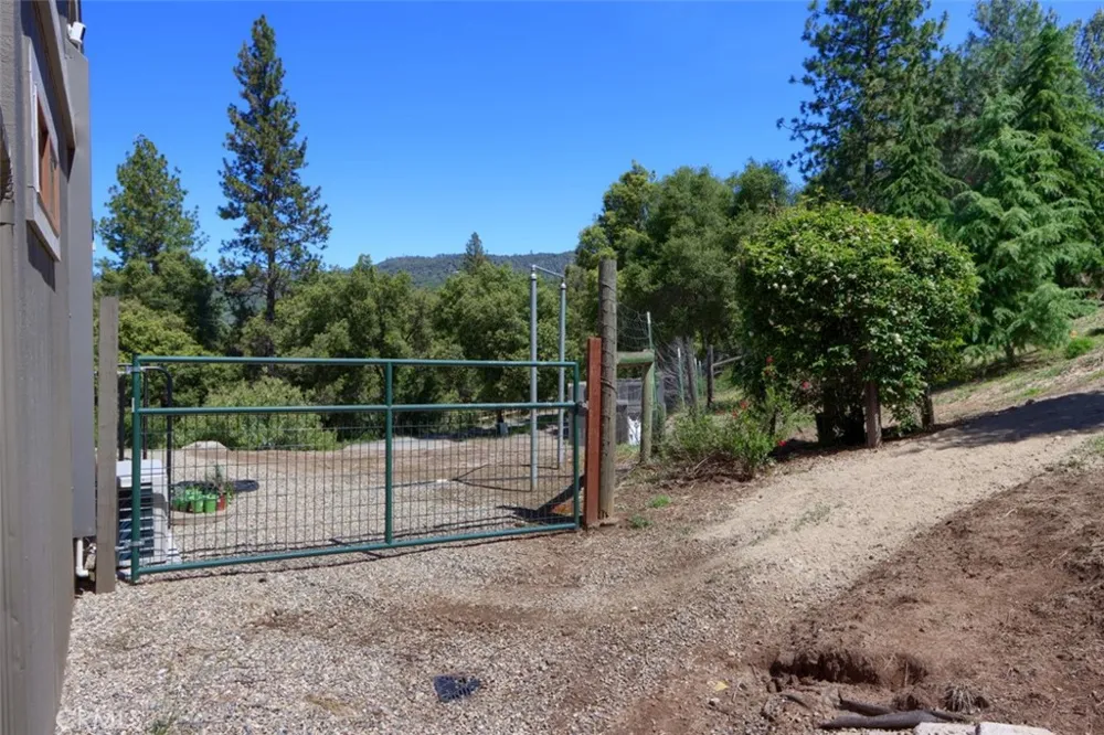 50856 Westview Court Oakhurst, CA 93644
