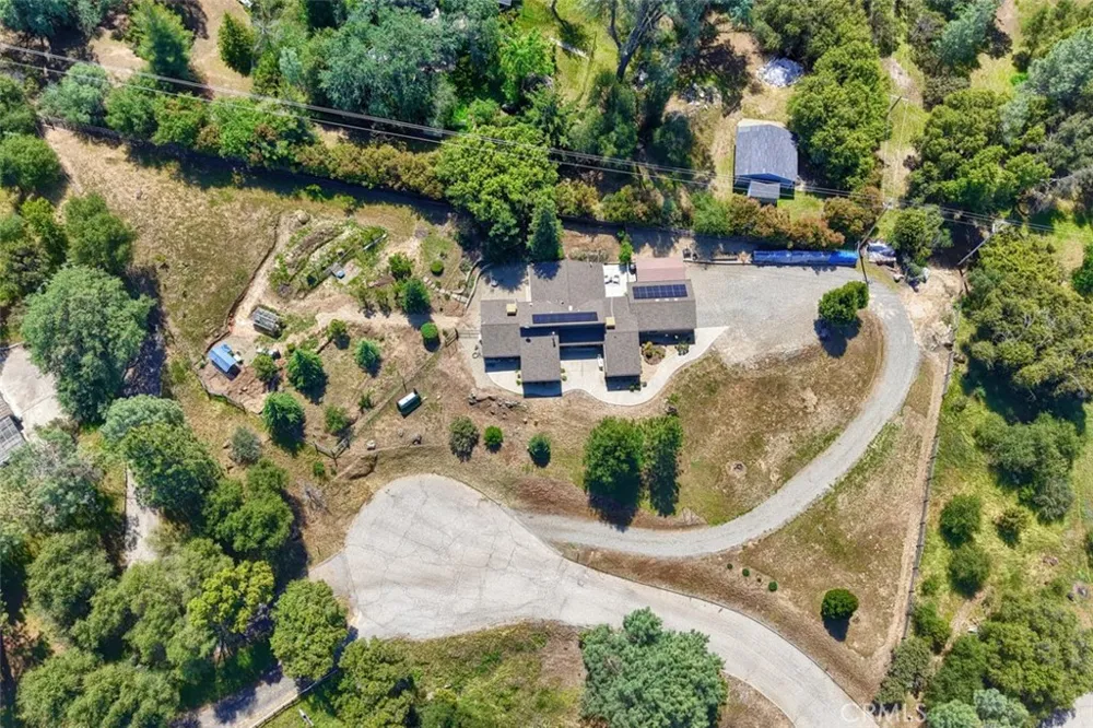 50856 Westview Court Oakhurst, CA 93644