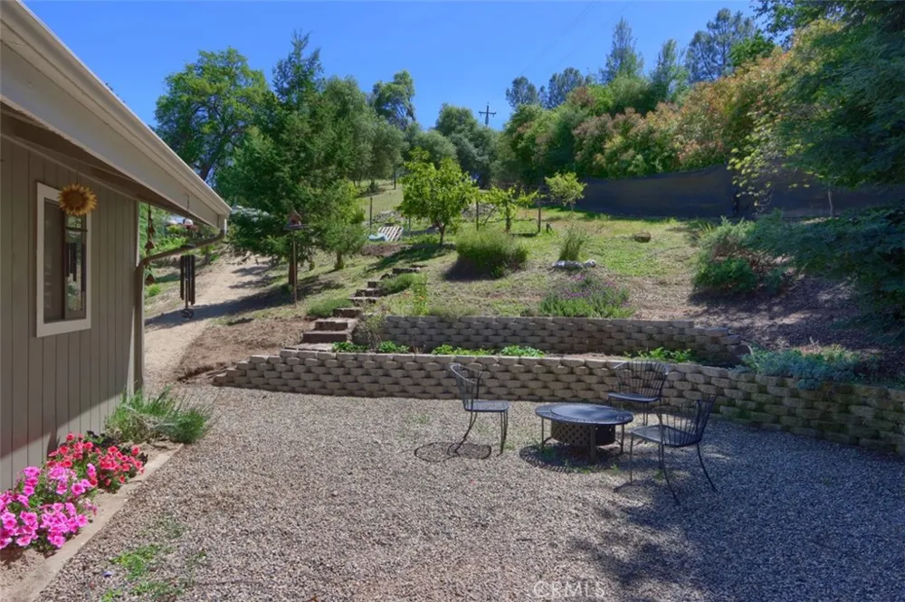 50856 Westview Court Oakhurst, CA 93644