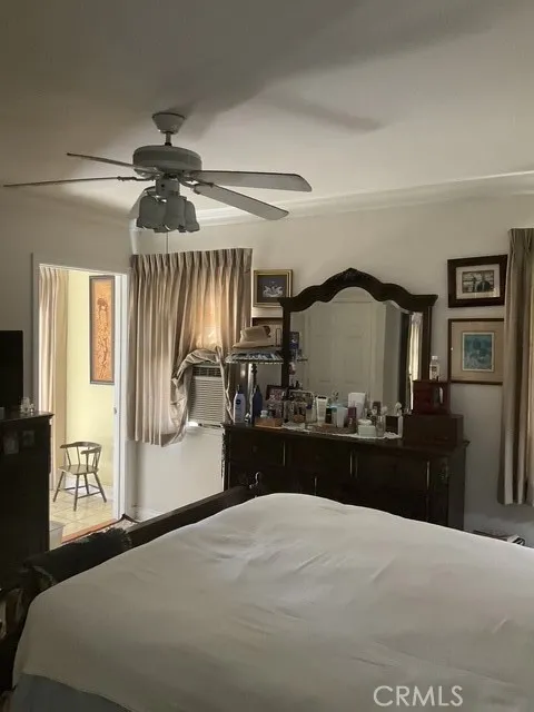4165 2nd Los Angeles, CA 90008