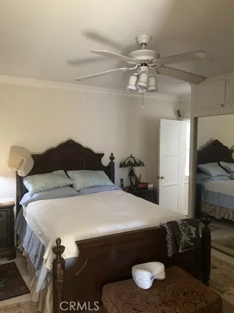 4165 2nd Los Angeles, CA 90008