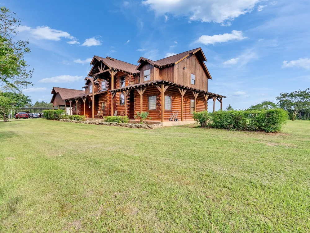 325 Forest Service 217 Road Shepherd, TX 77371