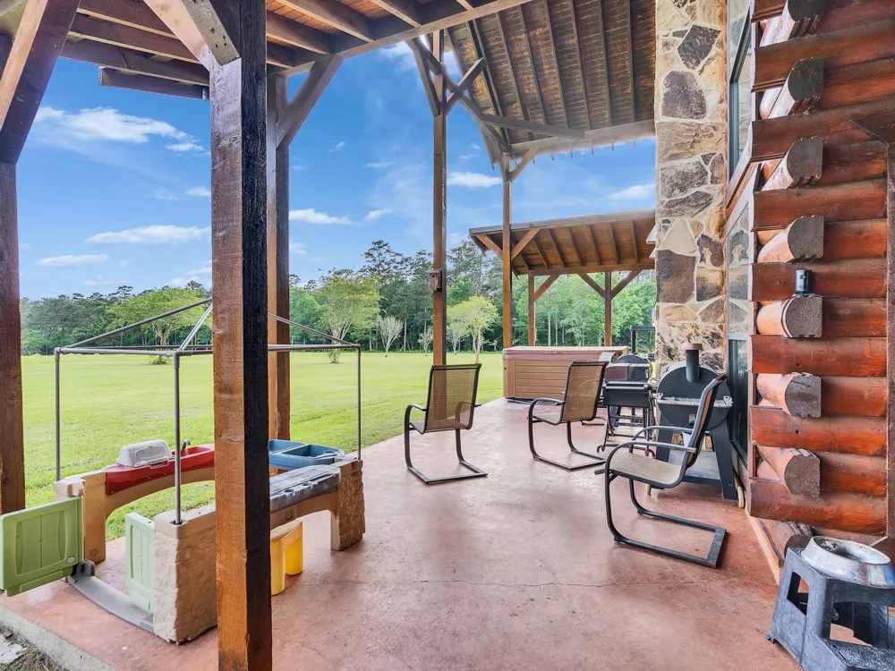 325 Forest Service 217 Road Shepherd, TX 77371