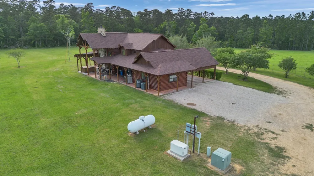 325 Forest Service 217 Road Shepherd, TX 77371