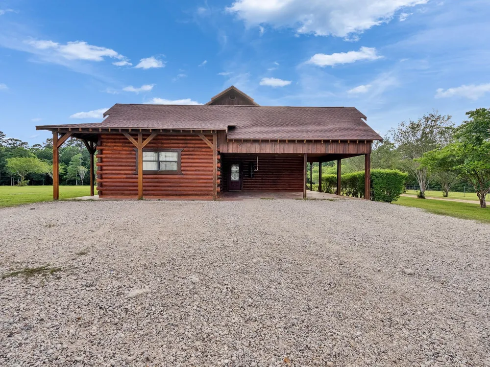 325 Forest Service 217 Road Shepherd, TX 77371