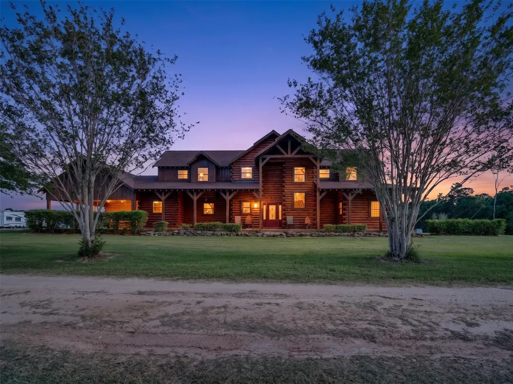 325 Forest Service 217 Road Shepherd, TX 77371