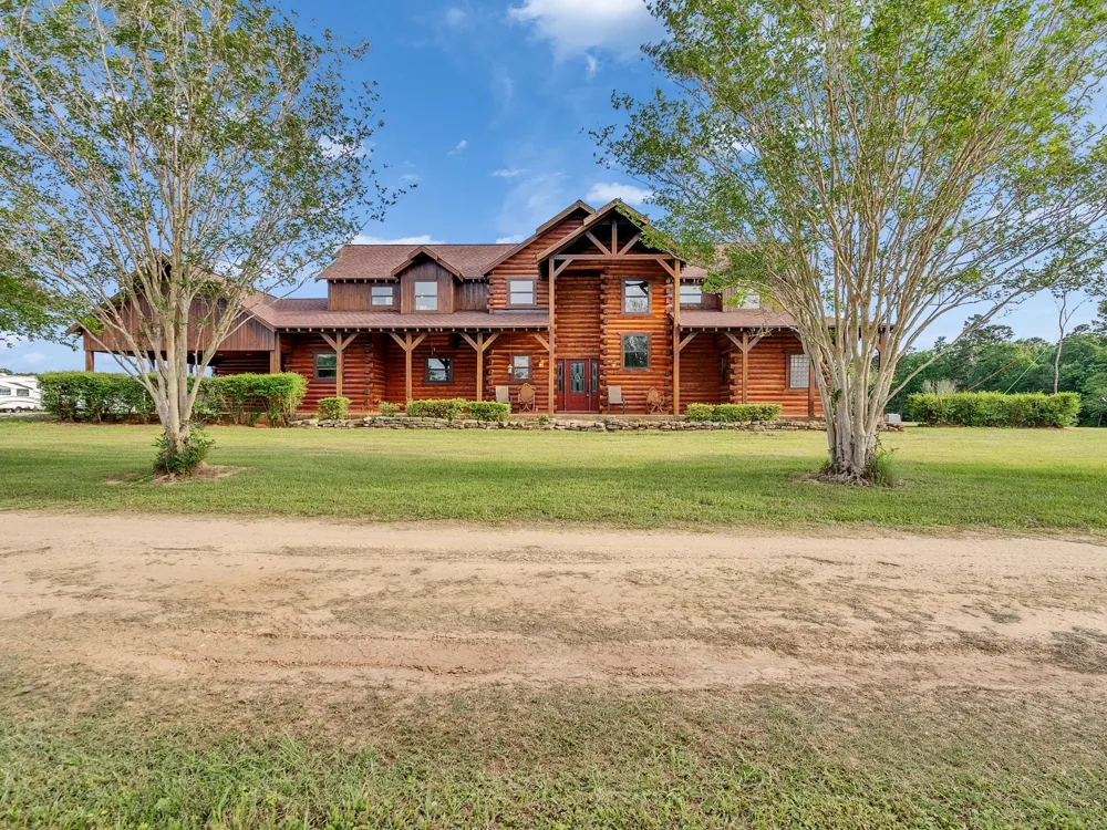325 Forest Service 217 Road Shepherd, TX 77371