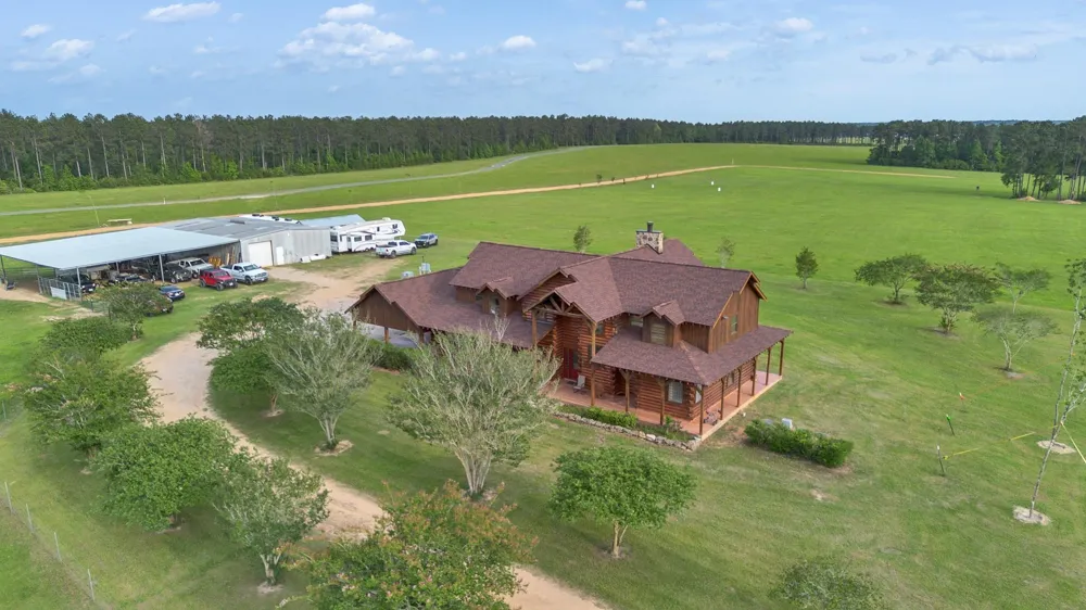 325 Forest Service 217 Road Shepherd, TX 77371