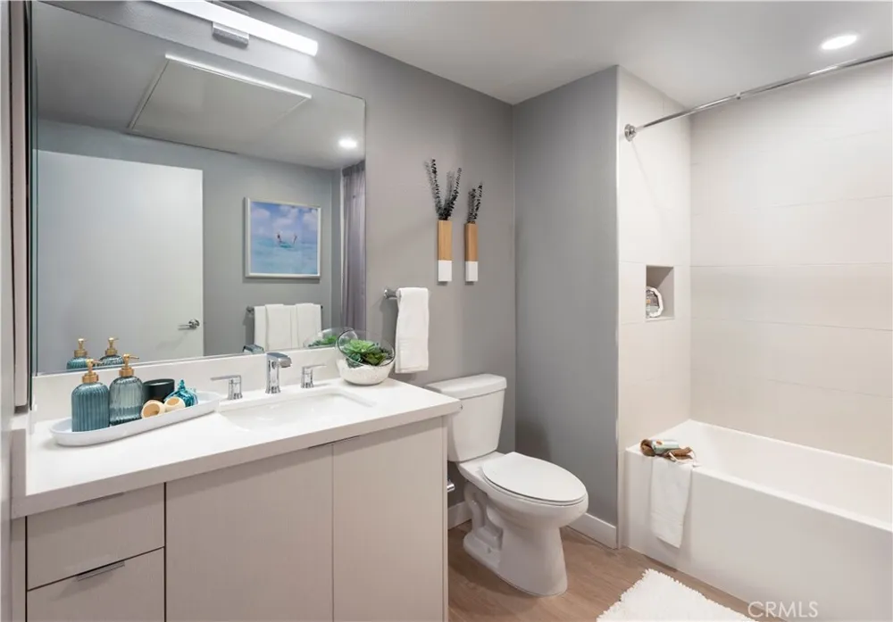 511 S Harbor #428 San Pedro, CA 90731