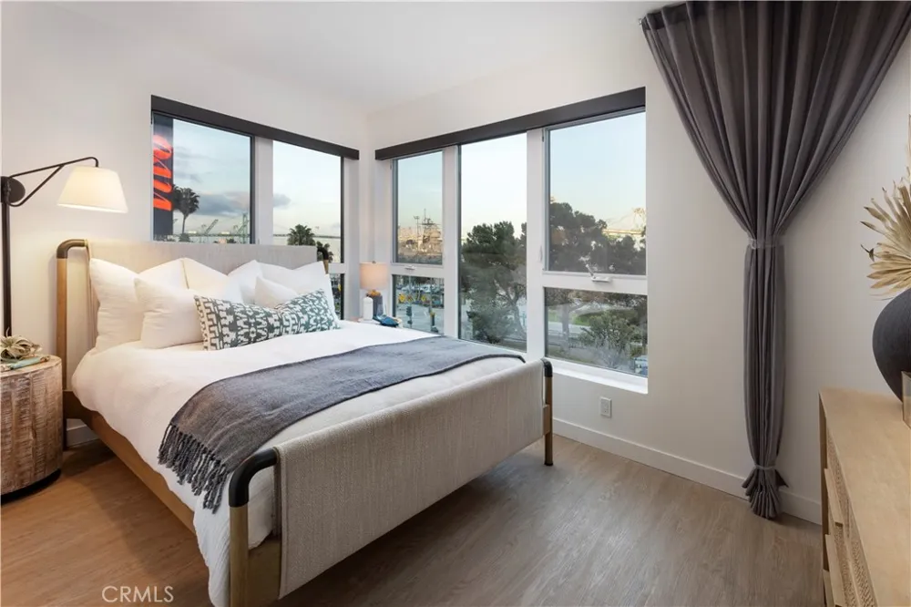 511 S Harbor #428 San Pedro, CA 90731