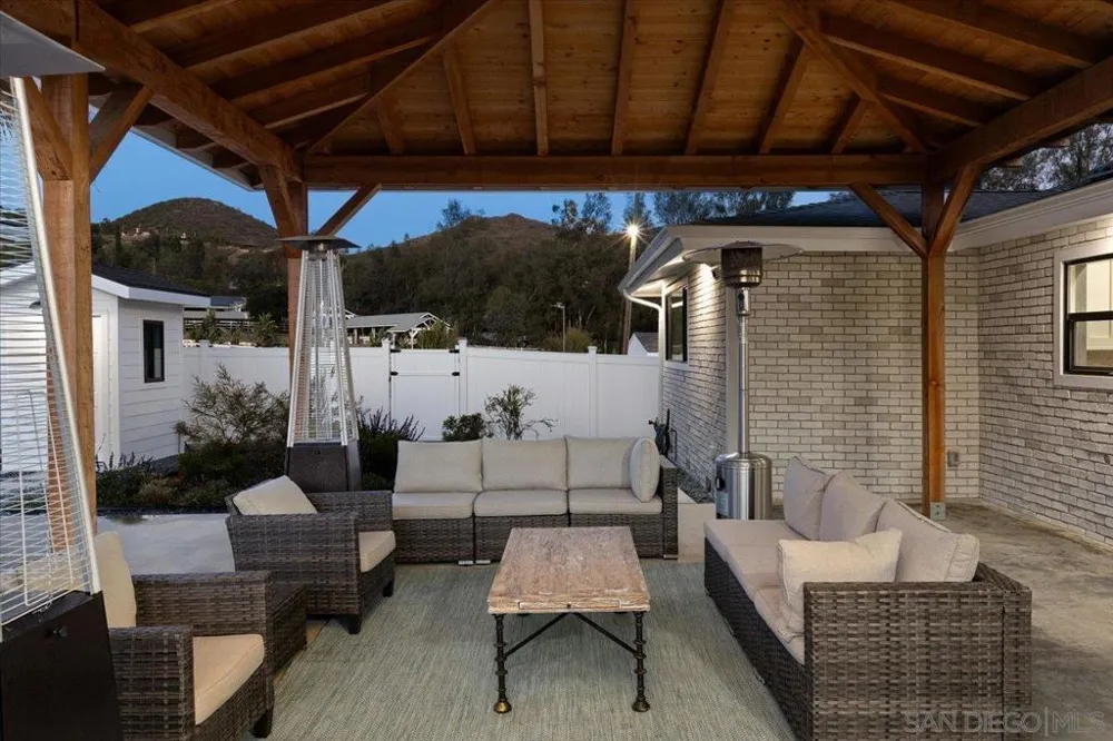 14272 Jerome Drive Poway, CA 92064