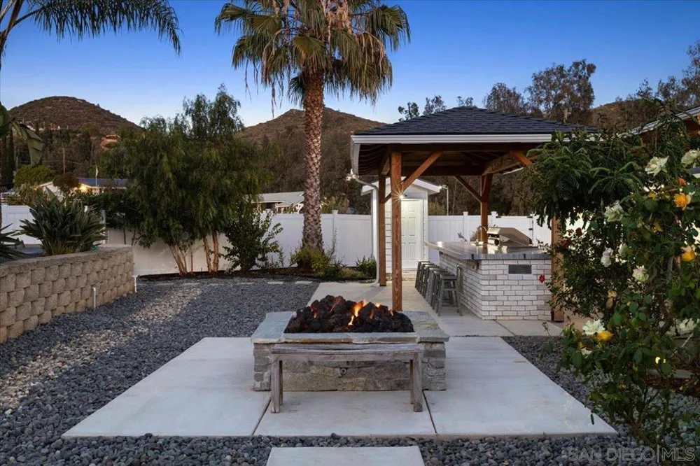14272 Jerome Drive Poway, CA 92064
