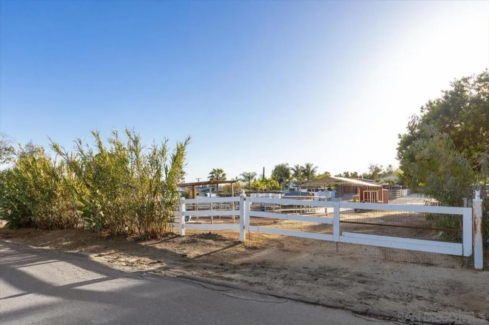 14272 Jerome Drive Poway, CA 92064