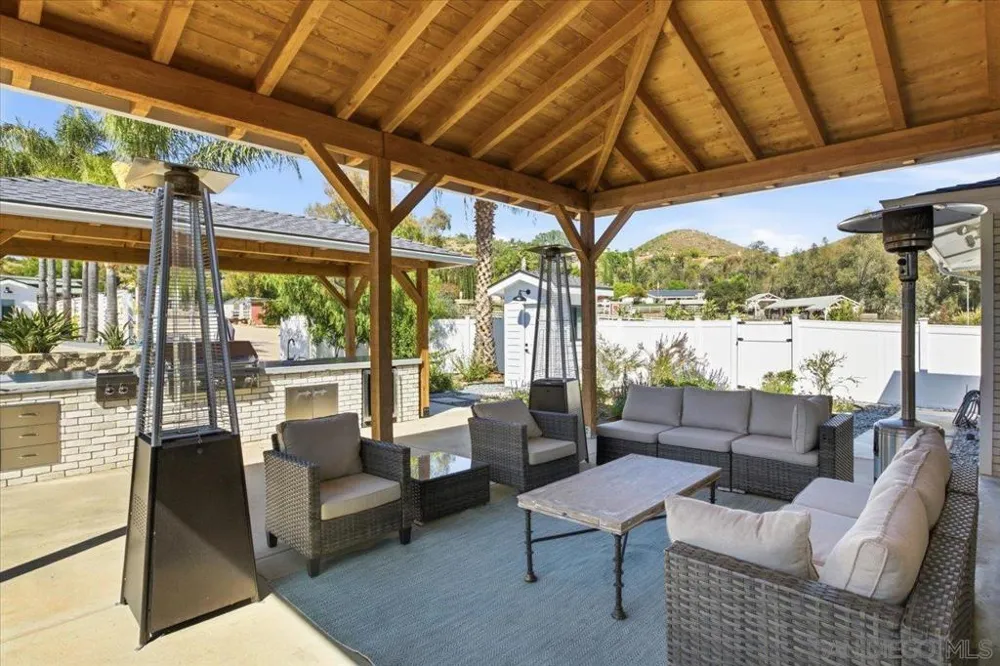 14272 Jerome Drive Poway, CA 92064