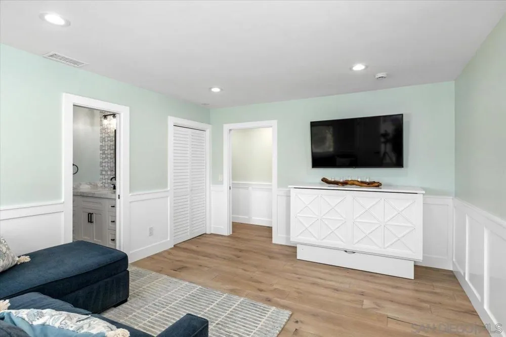 14272 Jerome Drive Poway, CA 92064
