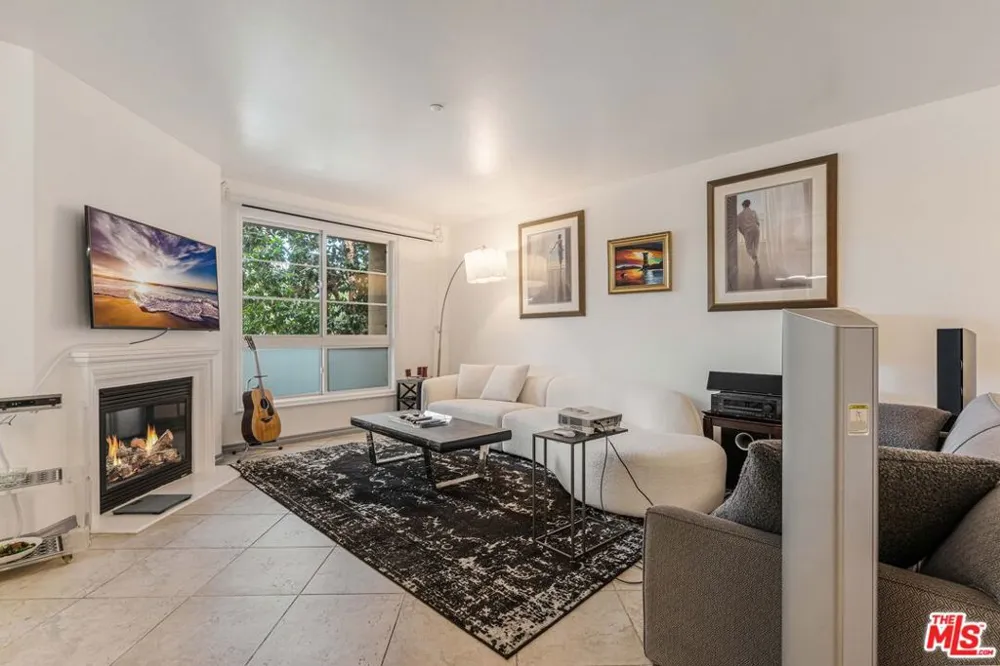 13031 Villosa Place #119 Playa Vista, CA 90094