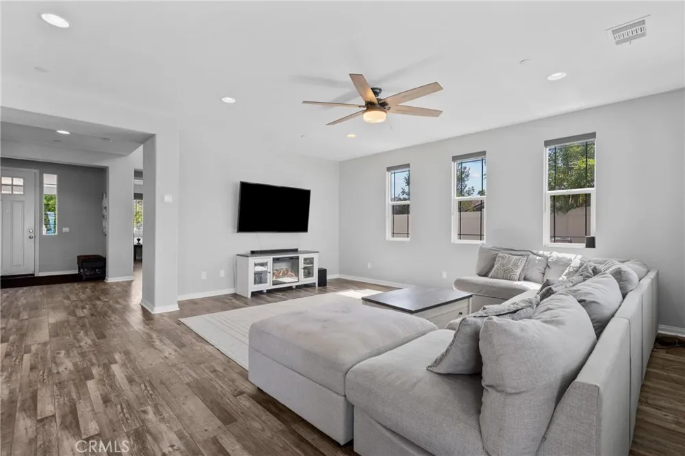 232 River Str Fillmore, CA 93015