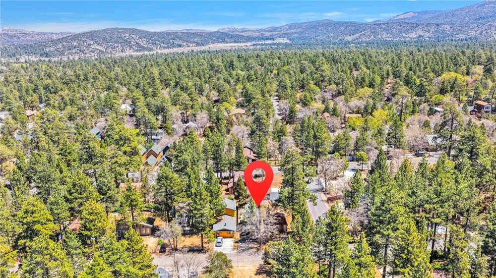 279 Los Angeles Sugarloaf, CA 92386