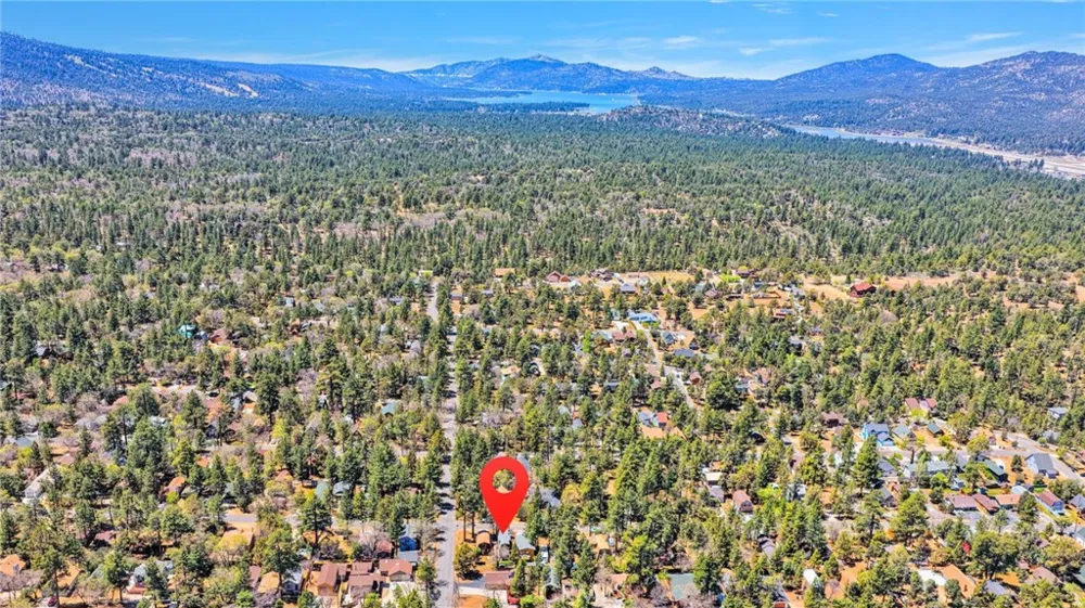 279 Los Angeles Sugarloaf, CA 92386