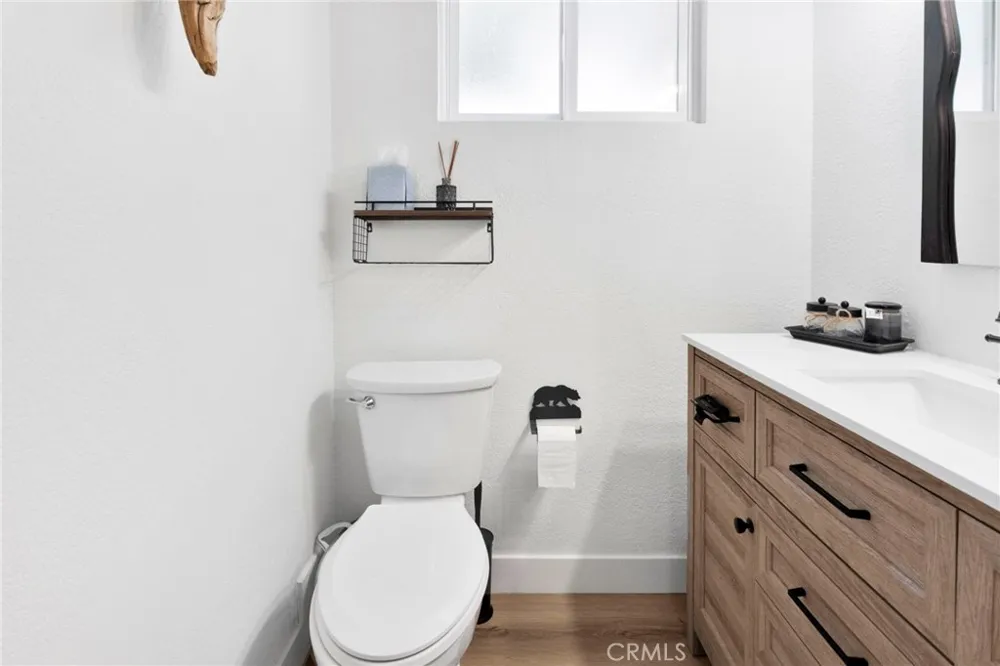 279 Los Angeles Sugarloaf, CA 92386