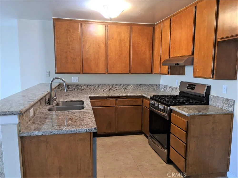 17330 CHATSWORTH STREET #9 Granada Hills, CA 91344