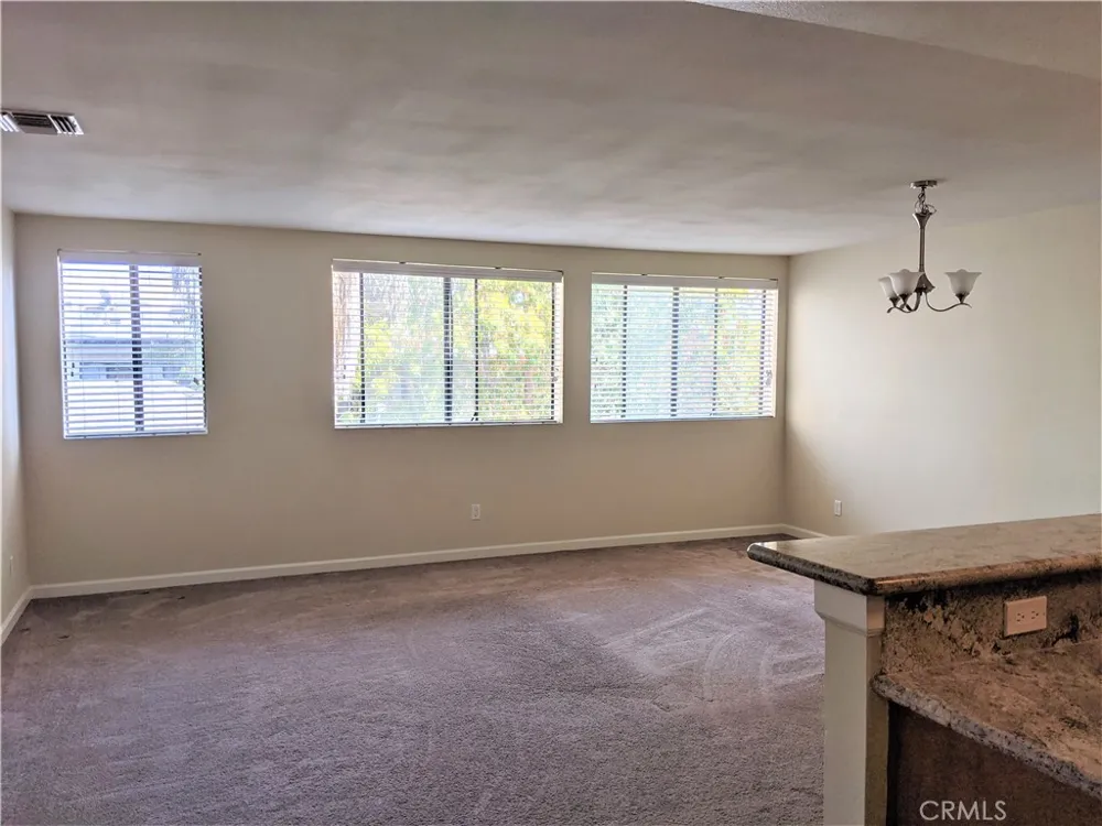 17330 CHATSWORTH STREET #9 Granada Hills, CA 91344