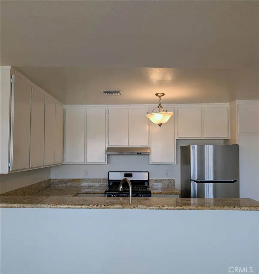 17330 CHATSWORTH STREET #9 Granada Hills, CA 91344