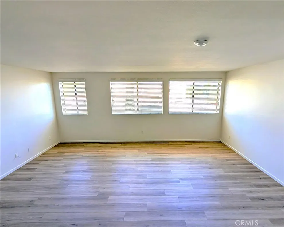 17330 CHATSWORTH STREET #9 Granada Hills, CA 91344
