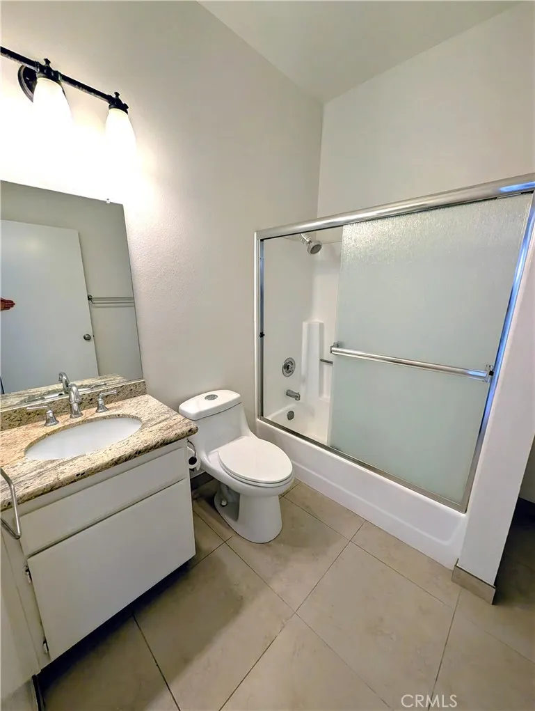 17330 CHATSWORTH STREET #9 Granada Hills, CA 91344