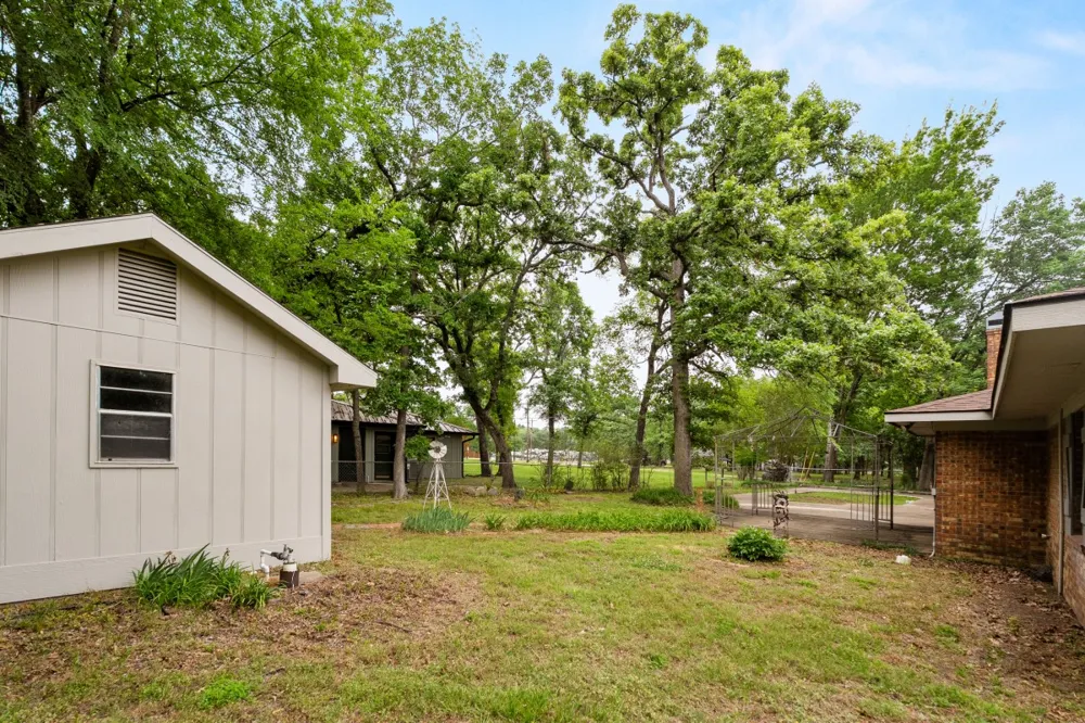 1 Oakridge Circle Star Harbor, TX 75148