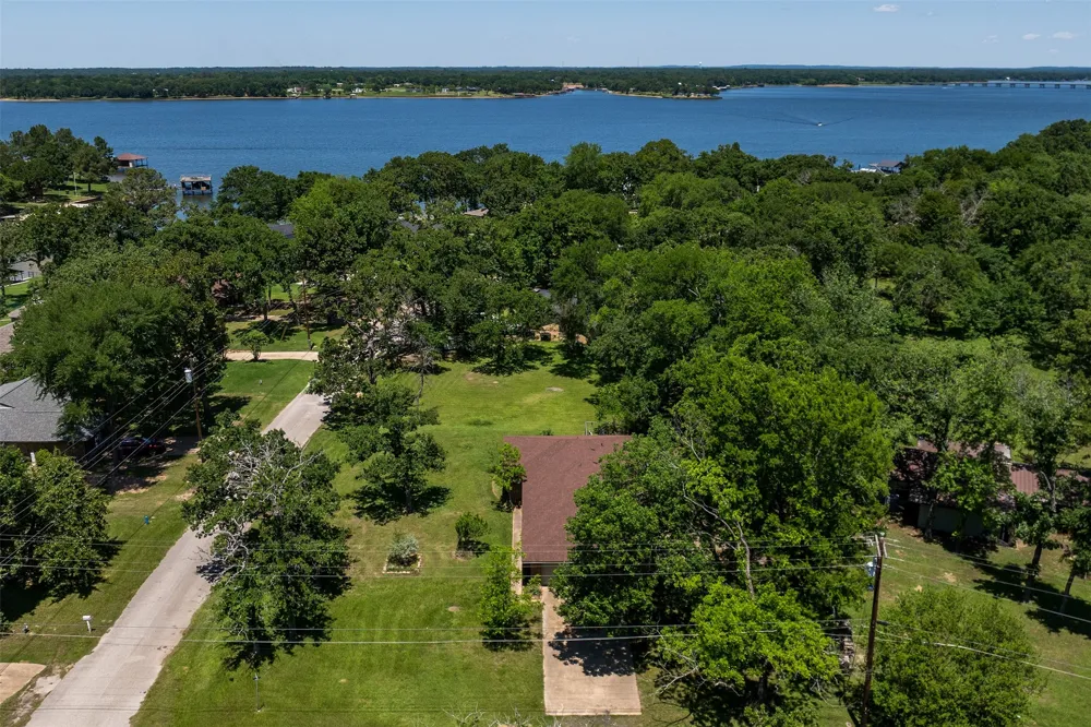 1 Oakridge Circle Star Harbor, TX 75148
