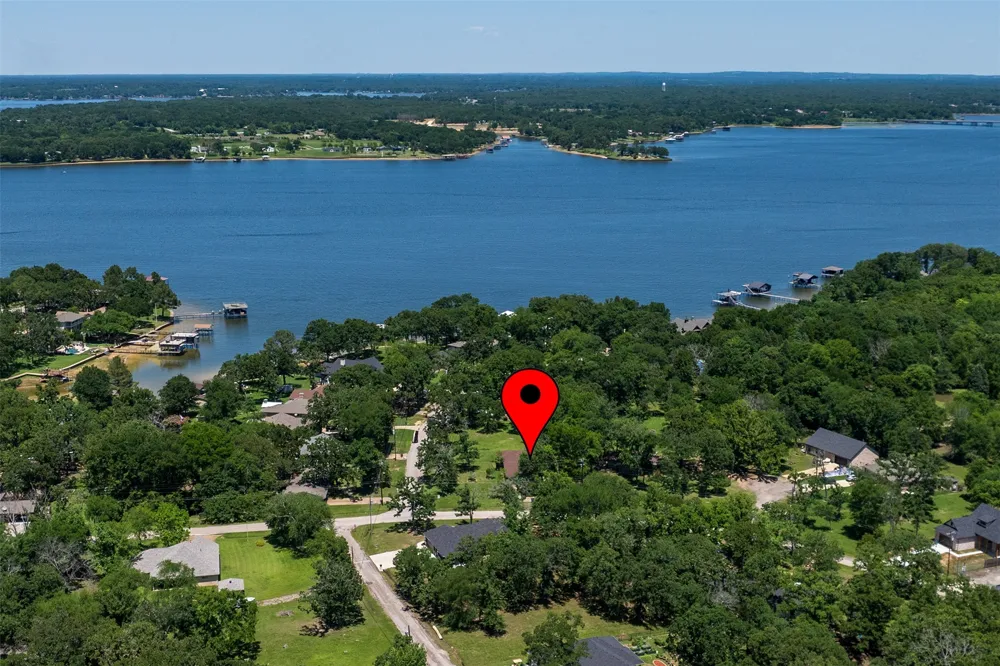 1 Oakridge Circle Star Harbor, TX 75148